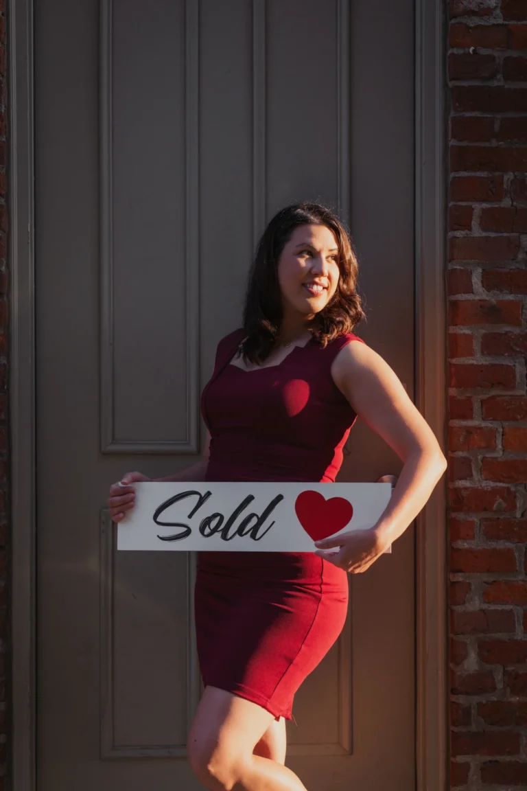 over-the-rhine-portrait-branding-photography-female-entrepreneur-01-scaled-1
