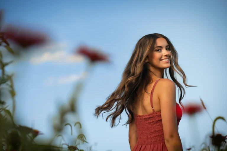senior-photo-session-in-flowers-spinning-clover-farm-cincinnati-scaled-1